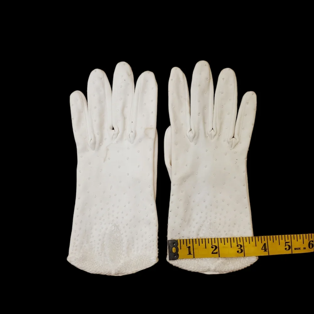 Vintage 60s Beaded Elegant White Gloves Size‎ S NWOT